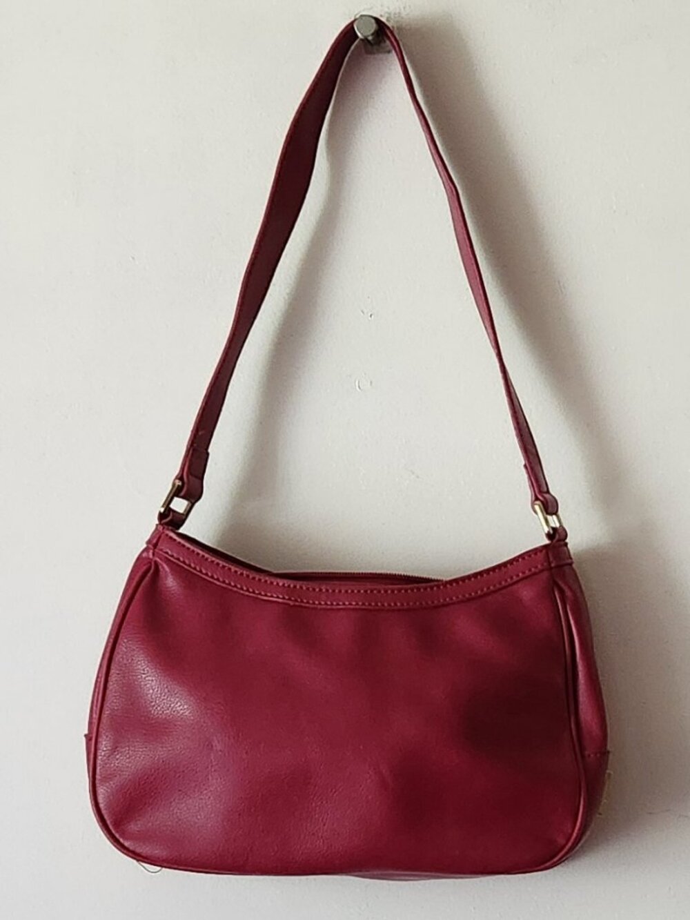 Liz Claiborne medium shoulder bag retro magenta VGUC